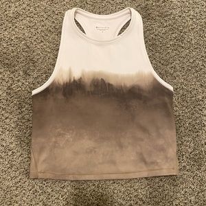 Athlete cropped razor back